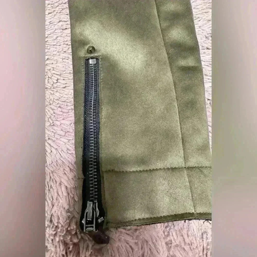 VINCE CAMUTO OLIVE GREEN SYNTHETIC SUEDE ASYMMETRIC ZIPPER JACKET SIZE XS - Picture 8 of 10